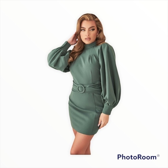 NWT LAVISH ALICE Sage Green Balloon Sleeve Open Back Mini Dress Size 12 - Picture 7 of 10